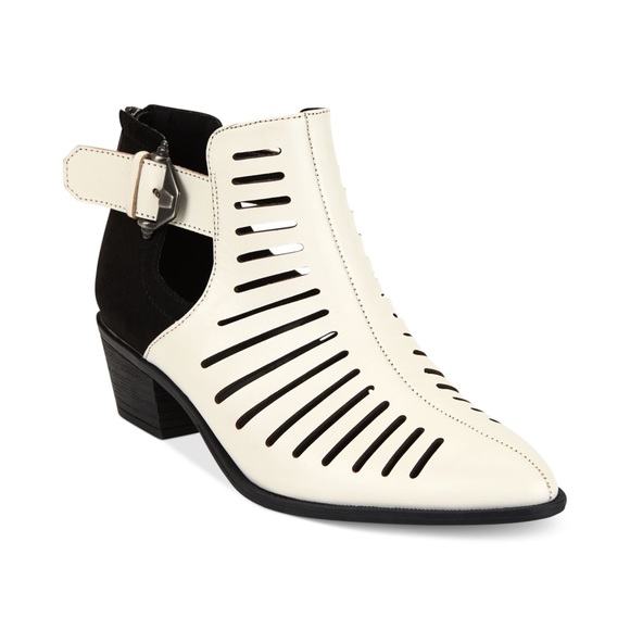 Circus by Sam Edelman Shoes - Sam Edelman Hayden Cutout White Ankle Booties Size 9